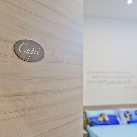 B&B Pisadog Napoli Bagian luar foto